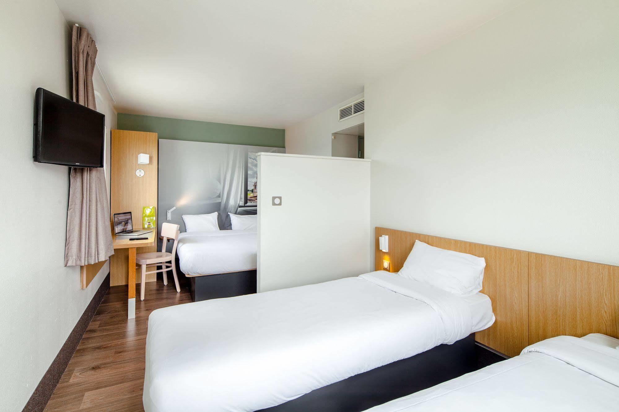 B&B Hotel Valenciennes Marly Marly  Eksteriør billede