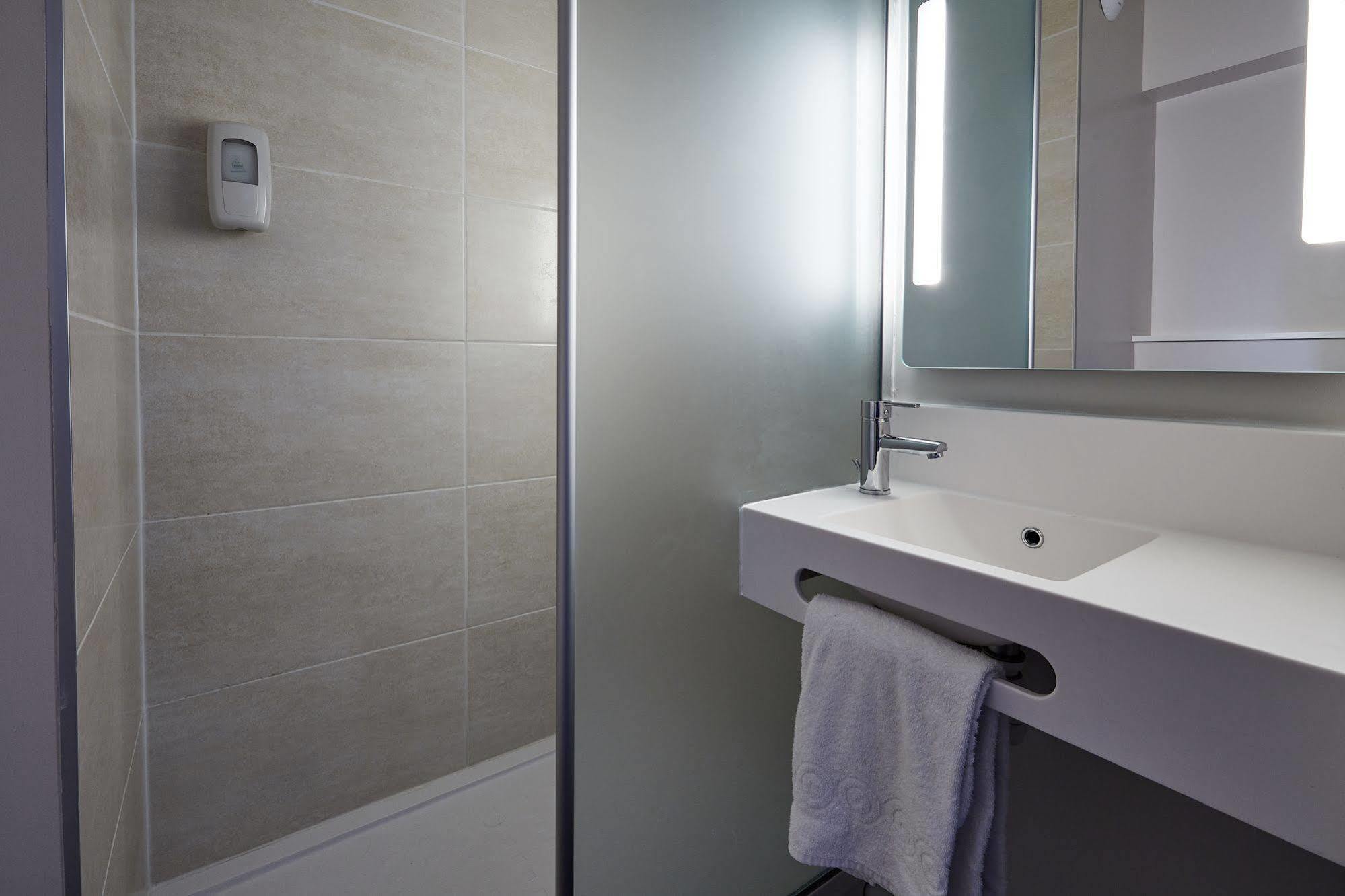 B&B Hotel Valenciennes Marly Marly  Eksteriør billede