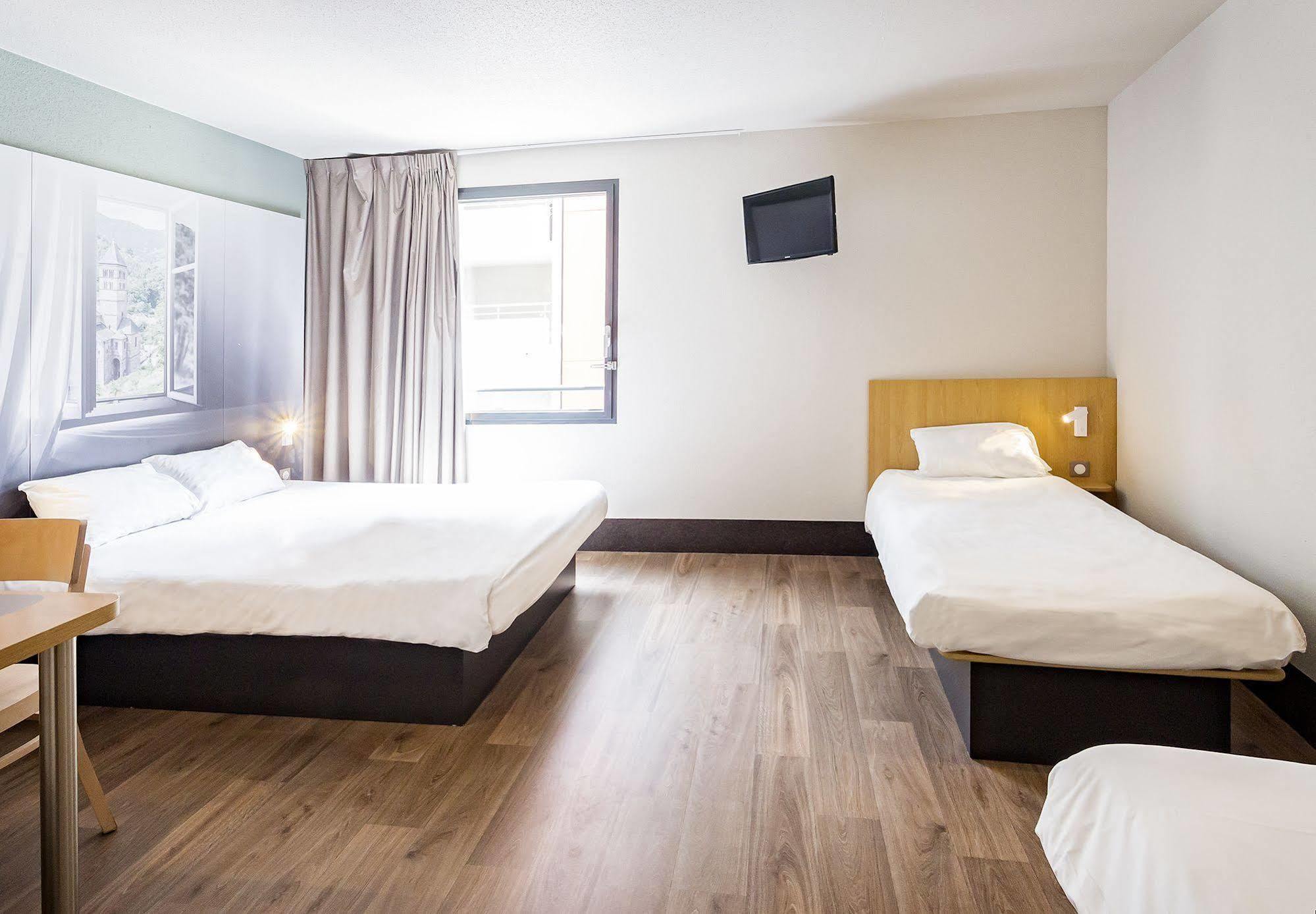 B&B Hotel Valenciennes Marly Marly  Eksteriør billede